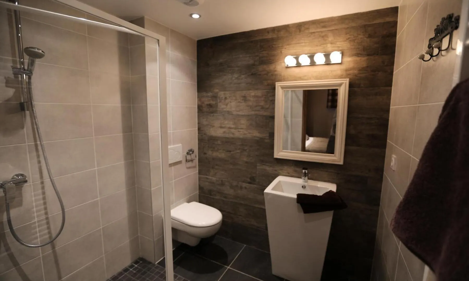 Apartment Les Chalets D'Adrien - 4 Pieces 8 Personnes Expose Ouest Mae-8744 Valloire