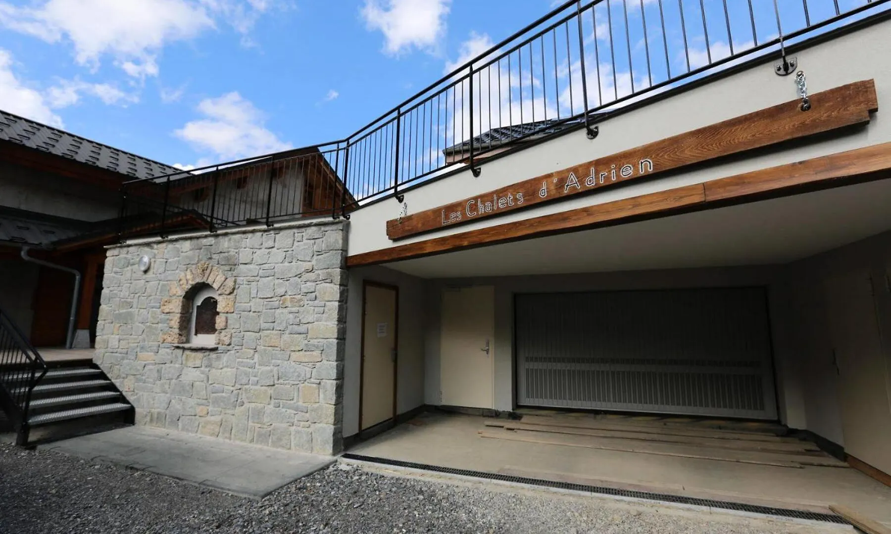 Apartment Les Chalets D'Adrien - 4 Pieces 8 Personnes Expose Ouest Mae-8744 Valloire